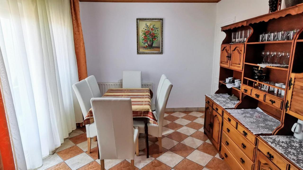 Magyar Apartmanhazak I-Iii. Zalakaros Exterior photo