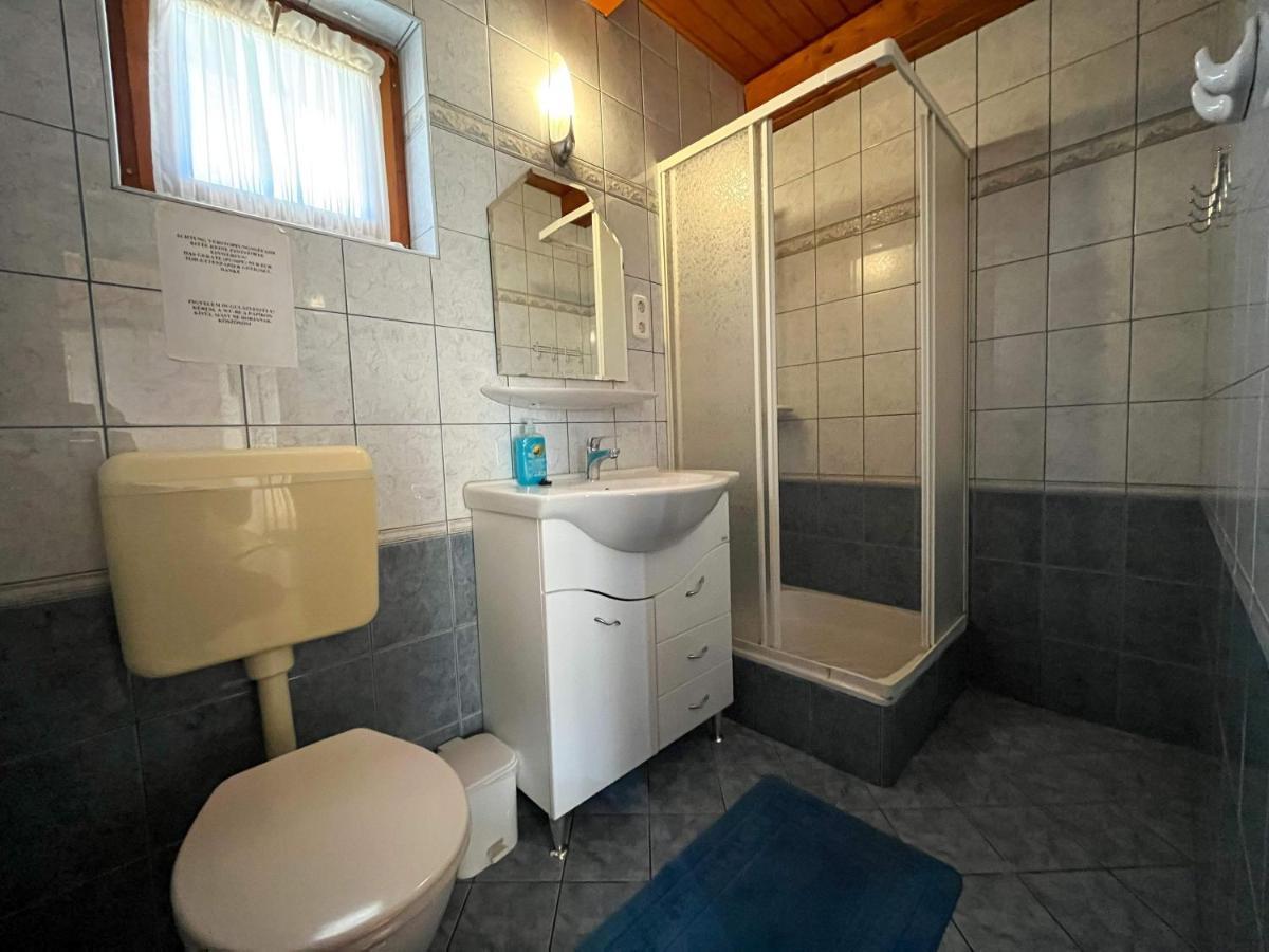 Magyar Apartmanhazak I-Iii. Zalakaros Exterior photo