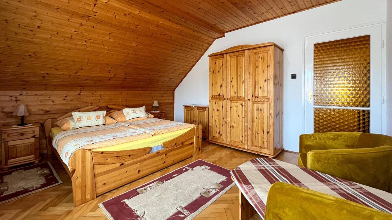Magyar Apartmanhazak I-Iii. Zalakaros Exterior photo