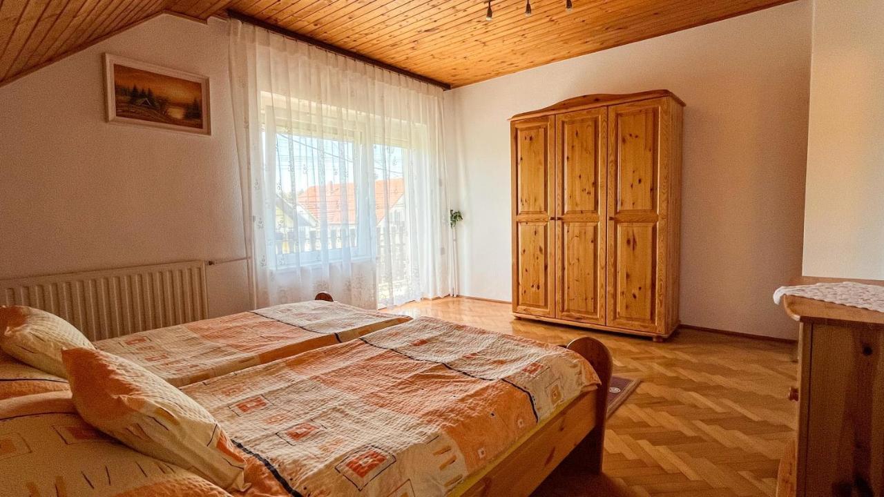 Magyar Apartmanhazak I-Iii. Zalakaros Exterior photo
