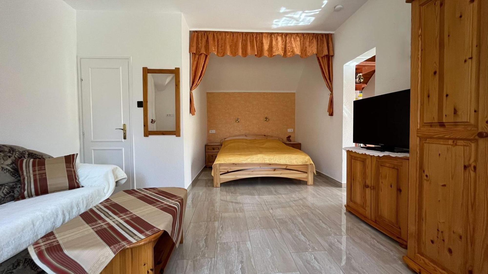 Magyar Apartmanhazak I-Iii. Zalakaros Room photo