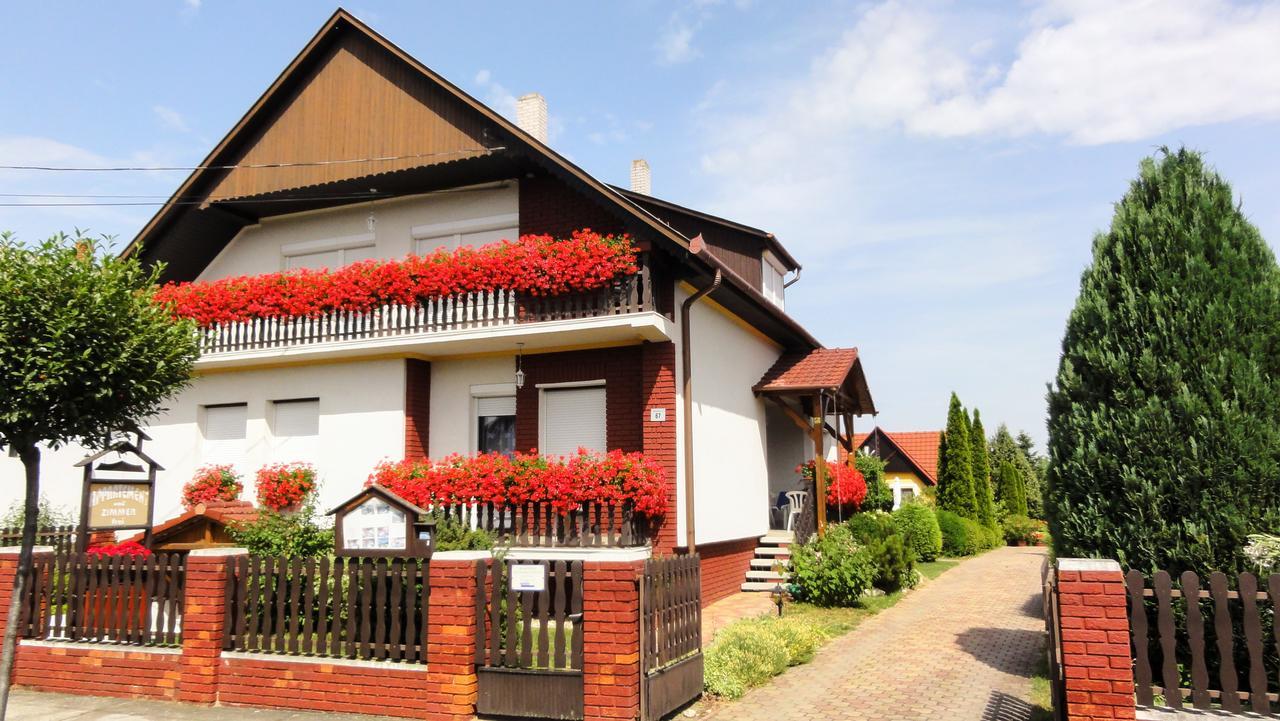 Magyar Apartmanhazak I-Iii. Zalakaros Exterior photo